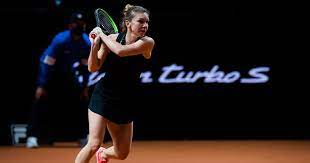 Halep (26 ani), principala favorită a competiţiei, a fost dominată de vandeweghe. Halep Sweeps Into Quarters Svitolina Ousts Kerber In Stuttgart