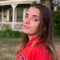 Selena Higgins's Instagram, Twitter & Facebook