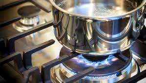 The professional gas ranges with open burners are great for achieving high cooking temperatures it is better to opt for a model with a higher btu rating to ensure more efficient cooking. The Best Gas Ranges Of 2021 Reviewed