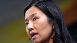 Boston mayoral race: Kraft targets Michelle Wu in campaign launch