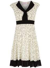 Ivory Floral Print Dress View All New In What S New Dorothy Perkins United States Accessorizing Outfits Beauty Clothes Dresses