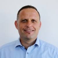 400+ profilů „Sucharski“