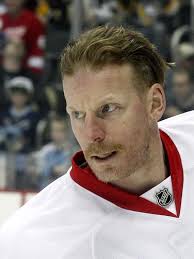 Ex-Detroit Red Wing Daniel Alfredsson retiring, but not