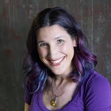 Jennifer Fallis's Instagram, Twitter & Facebook