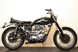 仙台 仙台バイク バイク乗りと繋がりたい トライアンフ caferacer caferacerporn caferacergram rockers brat bratstyle old bikes triumph motorcycles triumph bikes