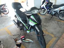 Alhamdulillah, ika dah pindah rumah baru, walaupun kuarters kerajaan, tapi merasa jugak rumah sendiri. Bengkel Kereta Putrajaya Presint 9