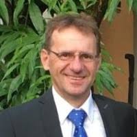 300+ perfiles de «Pickel»