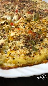 Cheesy Pizza Omelette Video In 2020 Cookout Food Spicy Recipes Food Snapchat