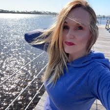 Casa Loma Hotel PCB room 420 review