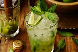 Mojito Storia Ingredienti E Ricetta Mojito Cocktail Corsiperbarman It