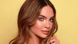 La pareja del momento conformada belinda y christian nodal vuelve a dar de qué hablar, luego de una imagen donde él besa el vientre de la cantante, lo muchos fans quedaron decepcionados con el hecho de que la cantante mexicana no esté embarazada. Hvex5rvtvqq4sm