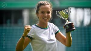 Born 31 may 2001) is a polish professional tennis player. Poloniahsv Rising Polish Tennis Star Iga Swiatek Has Facebook