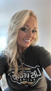 Any salons that specialize in blonde hair that doesn't cost outrageous  amount