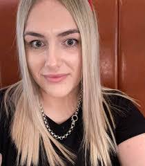 Lydia Plummer's Instagram, Twitter & Facebook