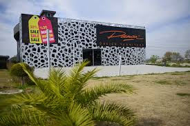 Firmamizin Antalya Manavgat Ta Danca Ev Home Adinda 1 300 M2 Lik Bir Showroomu Bulunmaktadir Antalya Evler Showroom