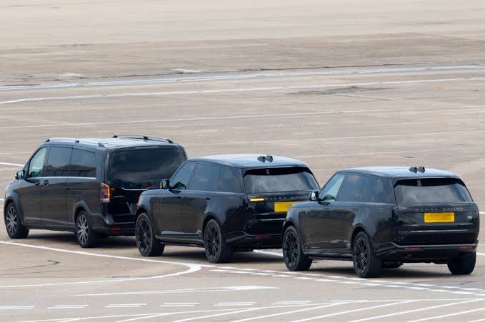 Prince Harry and Meghan's luxury private protection team spotted as they  begin new life in Britain - The Mirror
