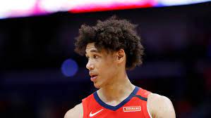 Archbishop moeller in cincinnati, ohio I Ve Seen Him Choking New Cellphone Video Shows Pelicans Jaxson Hayes Arrest In La Wwltv Com