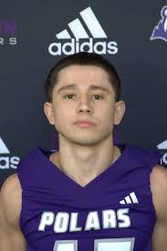 Seth Medina's Instagram, Twitter & Facebook