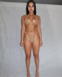 Amaya Colon - Free pics, galleries & more at Babepedia