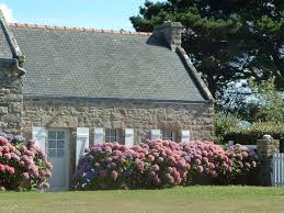 Maison Bretonne Ile D Ouessant Maison Bretagne Maison En Pierre Jolie Maison