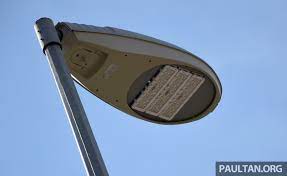 Thermal management incorporates both conduction and natural convection to transfer heat rapidly away from the led source and retain optimal efficiency and light output. Malacca Starts Making The Switch To Led Street Lighting Paultan Org