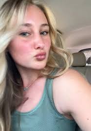 Lydia Darby's Instagram, Twitter & Facebook