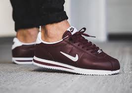 It also features the signature herringbone traction pattern for grip and is crafted with leather. Nike Cortez Dark Team Red Buy Clothes Shoes Online