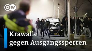 In mehreren niederländischen städten kam es am montagabend wiederholt zu schweren ausschreitungen. Erneut Proteste Und Ausschreitungen Gegen Corona Massnahmen In Den Niederlanden Dw Nachrichten Youtube