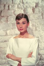 Maybe you would like to learn more about one of these? Audrey Hepburn 11 Beauty Empfehlungen Die Wir Von Ihr Lernen Konnen Vogue Germany