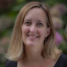 Sara Edelson's Instagram, Twitter & Facebook