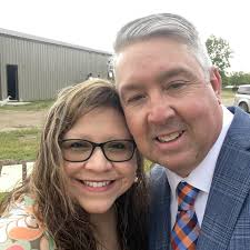 Where can a teenage girl do community service in Port Lavaca?