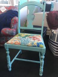 Set Of Four Aqua Dining Chairs Set Of Four Aqua Chalk Painted Dining Chairs With A Bright And Vibrant Painted Dining Chairs Dinning Chairs Furniture Projects