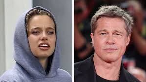 Lily Allen slammed after she confesses to leaving her kids in economy