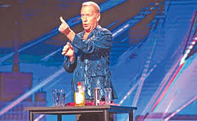 Dvb t protv hd tv recording by c.floryyn. Eu CaÈtig Romanii Au Talent Cum Èi Unde L Am Surprins Pe Stevie Starr InghiÈitorul De Lucruri Click Mobile