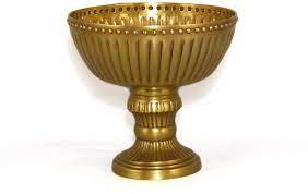 Perfect for cats or dogs. Amazon Com Antique Gold Metal Bowl Compote Vase Pedestal Ribbed Wedding Flower Arrangement Home Decoration 6 Diameter Home Kitchen