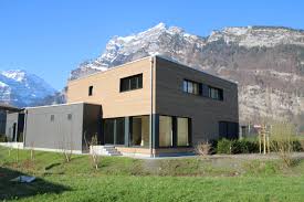 Häuser zum kauf in moers verzeichnet auf einer landkarte mit lokalinformation zu moers. Modernes Haus Am Bach Zu Verkaufen In Mollis Gl Casa Vita Holz Gewinnt Wir Sind Experten Fur Holzbau