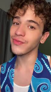 Nelson Bravo (@son_of_the_clouds)