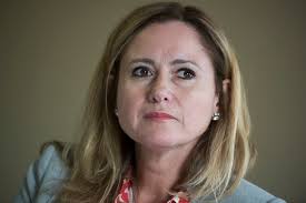 Environmentalists' Dilemma: Support Republicans with Green Records or Try  to Flip the House?