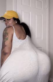 Thick ebony farting - video 4 - ThisVid.com