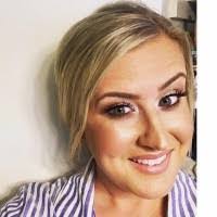 Katie Crump's Instagram, Twitter & Facebook