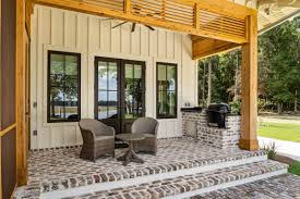 The dimensions are 56″l x 28″w x 30″h and the price was $519. Bob Chatham Custom Home Design