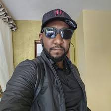 Nsibirwa Derrick Aaron (derocans)