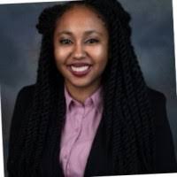 Nicole Parr's Instagram, Twitter & Facebook