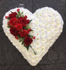 List Of Pinterest Funeral Flowers Pictures Pinterest Funeral Flowers Ideas Blumenarrangements Diy Beerdigung Blumen Abmachung Blumen Zur Beerdigung