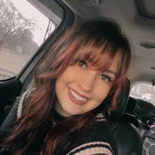 who does good pedicures around beckley that doesn't cost an arm and a leg?  last time i pad $75 for the lady to barely scrub my feet ..