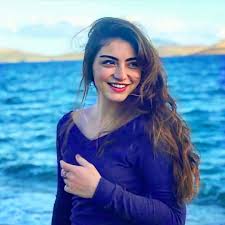 Osmanlı devleti'nin kurucusu osman bey'in eşi ve ikinci padişah orhan gazi'in annesidir. Ozge Torer Bala Hatun Bio Age Family Career Facts In 2020 Beautiful Girl Face Turkish Women Beautiful Beauty Full Girl