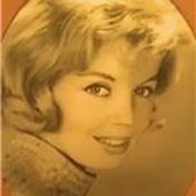 Joy Getz's Instagram, Twitter & Facebook