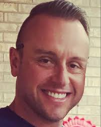 Damon Holman's Instagram, Twitter & Facebook