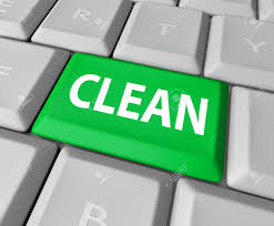 Palabra Clean En El Botón Verde En El Teclado Del Ordenador Para Ilustrar  Un Sitio Es Seguro De Porno O Correo No Deseado, O Un Virus Se Ha Eliminado  O Desinfectado Fotos,