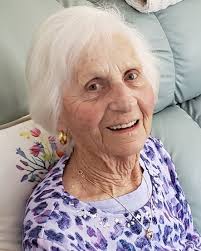 Obituary for Roseann M. (Johnston) Davis